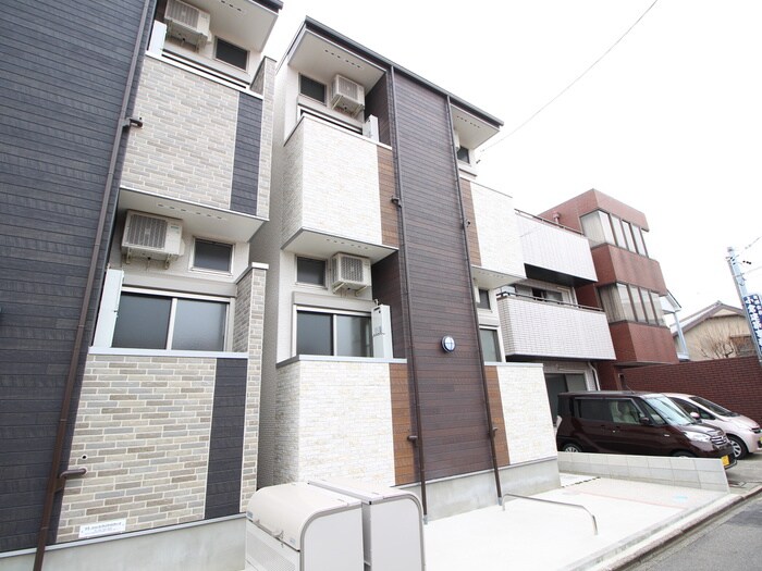 物件外観写真2　(外観写真)