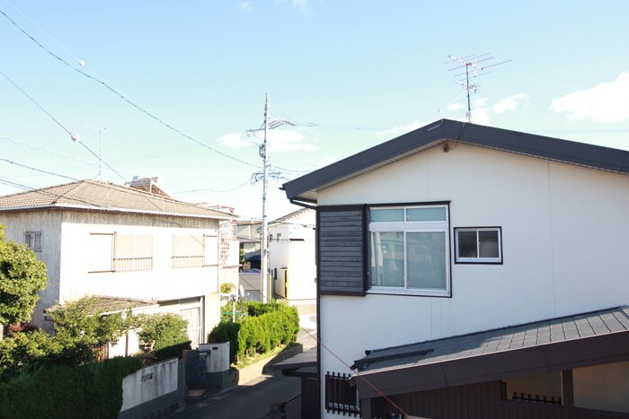 物件内観写真12　(室内からの展望)