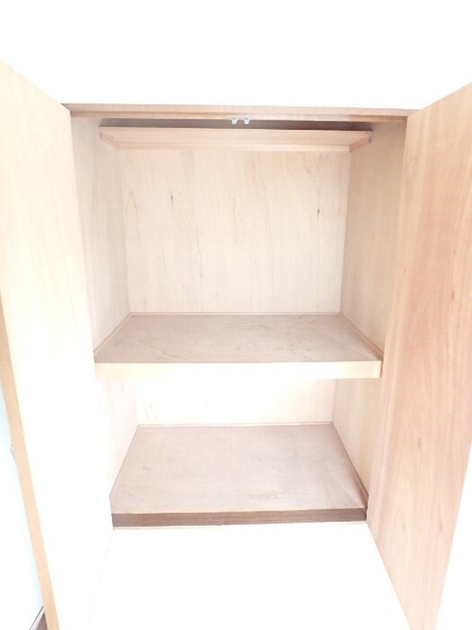 物件内観写真16　(収納)