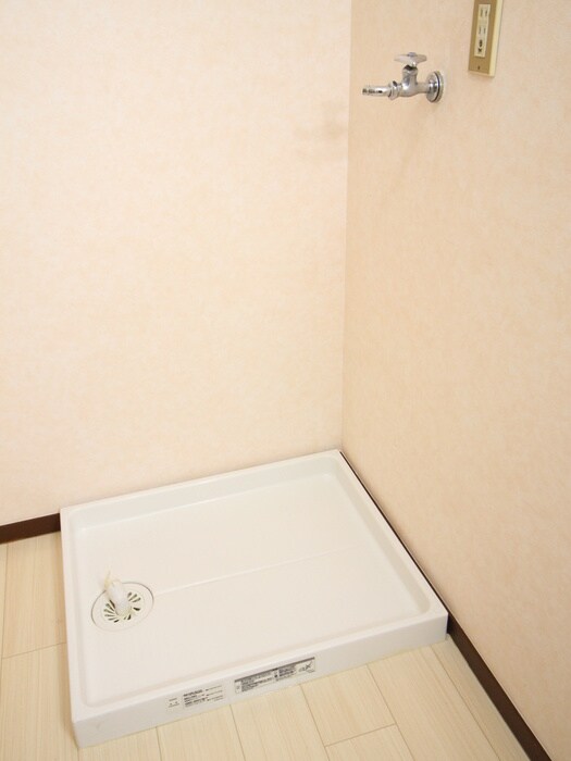 物件内観写真20　(洗濯機置場)