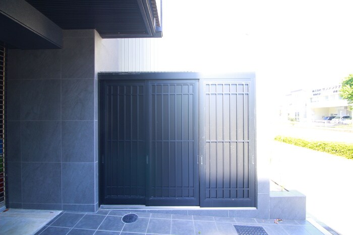 物件外観写真4　(建物設備)