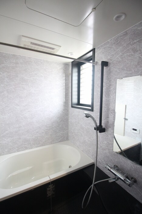 物件内観写真12　(バス／シャワールーム等)