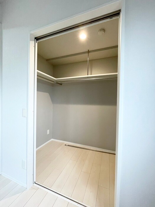 物件内観写真13　(収納)