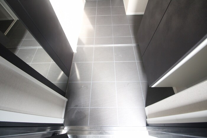 物件内観写真17　(玄関)