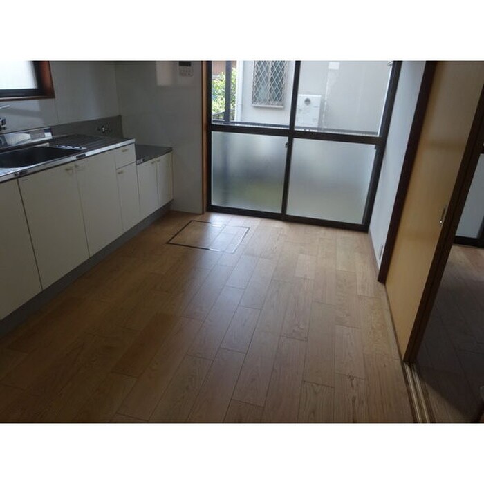 物件内観写真3　(内観写真)