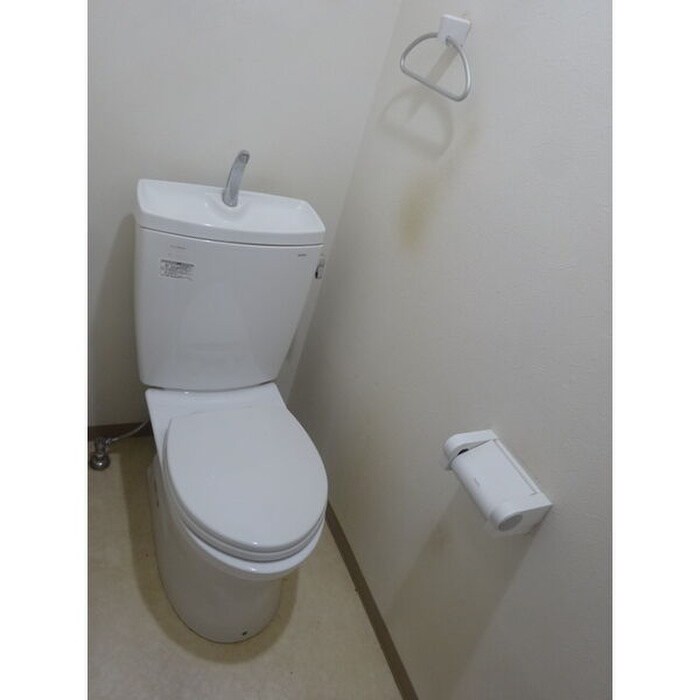 物件内観写真8　(トイレ)