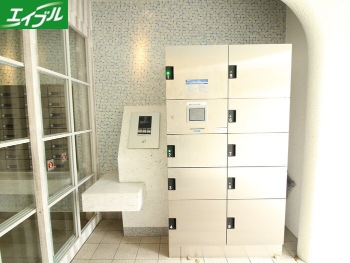 物件外観写真4　(建物設備)