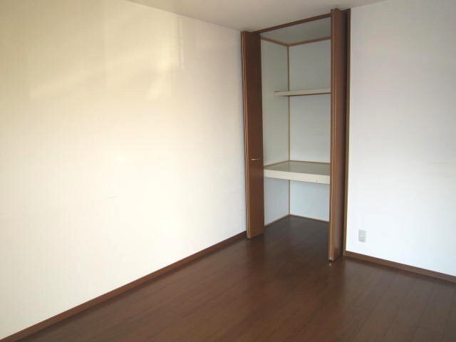 物件内観写真9　(収納)