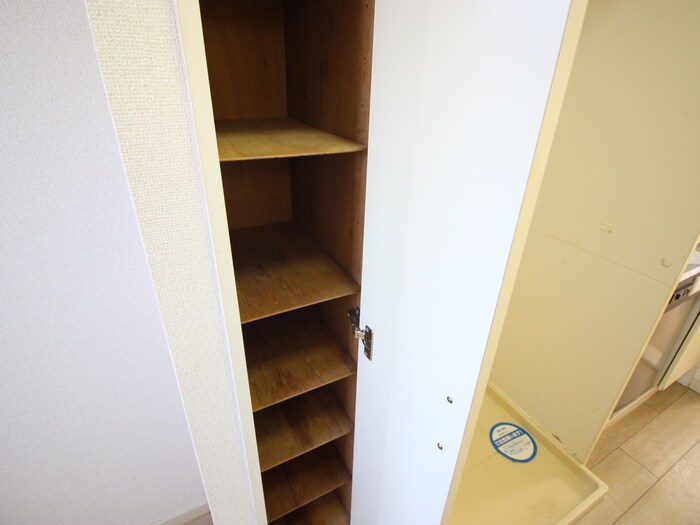 物件内観写真21　(靴箱)
