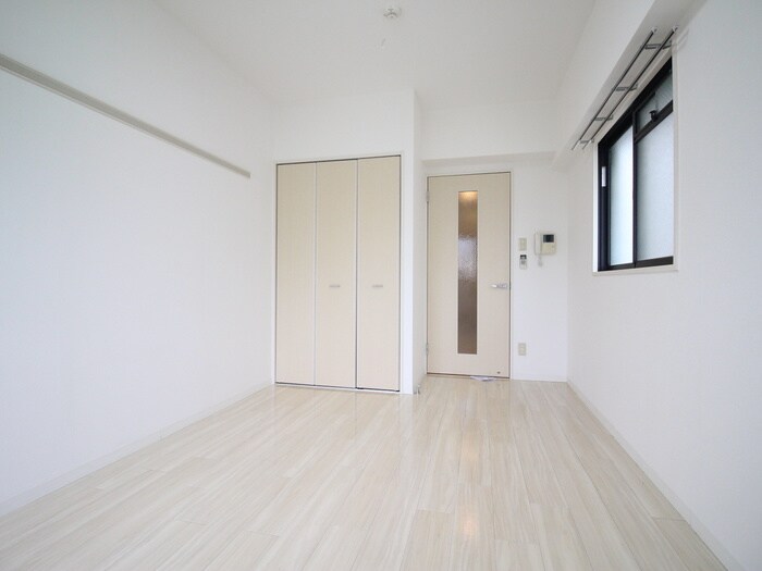 物件内観写真15　(居室)