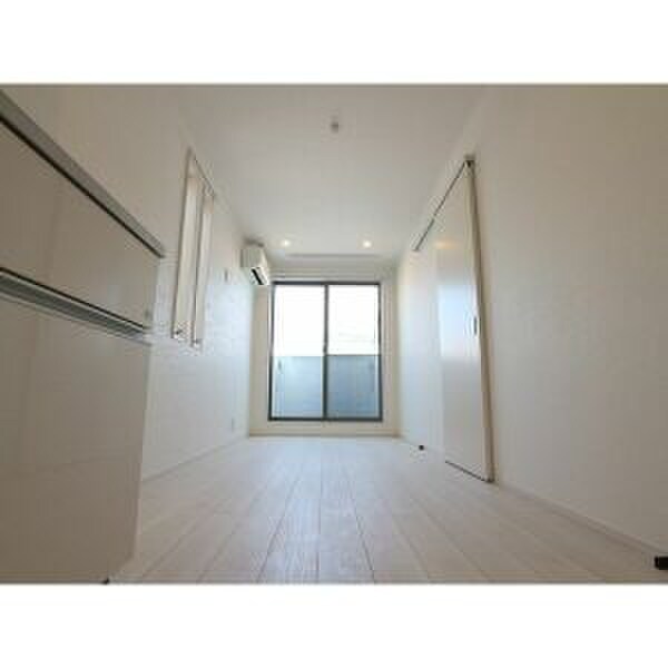 物件内観写真7　(居室)