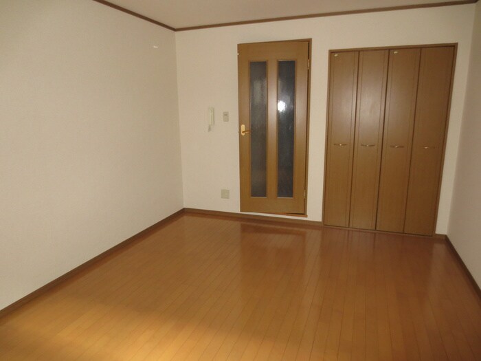 物件内観写真5　(居室)