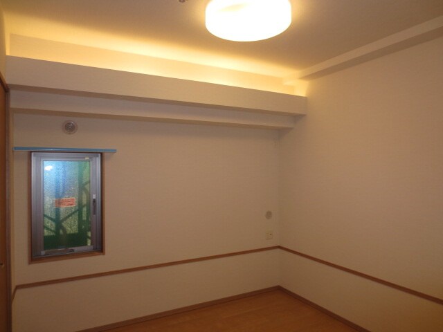 物件内観写真11　(居室)