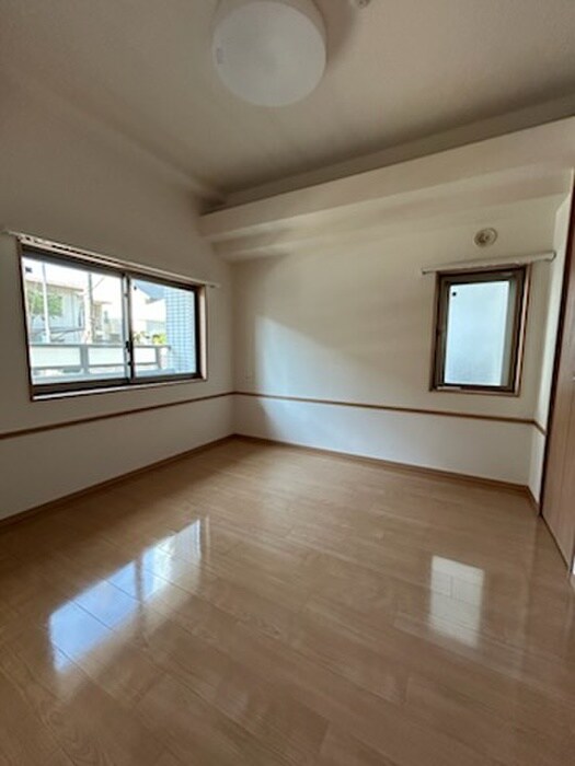 物件内観写真15　(居室)