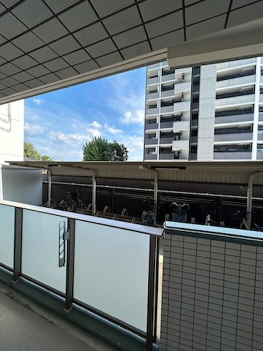 物件内観写真17　(室内からの展望)