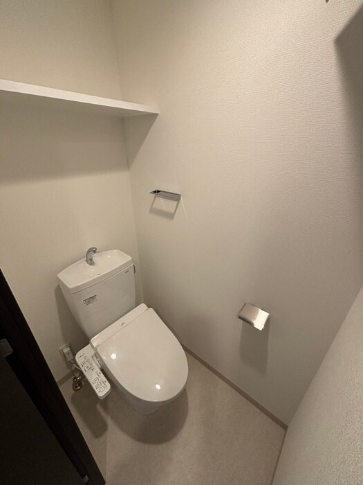 物件内観写真14　(トイレ)