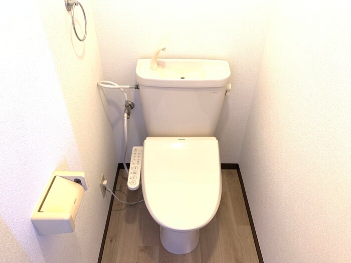 物件内観写真10　(トイレ)