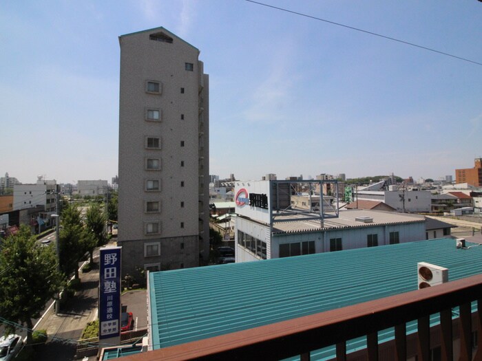 物件内観写真22　(室内からの展望)