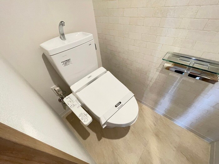 物件内観写真13　(トイレ)