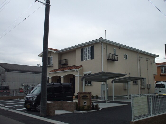 物件外観写真1　(外観写真)