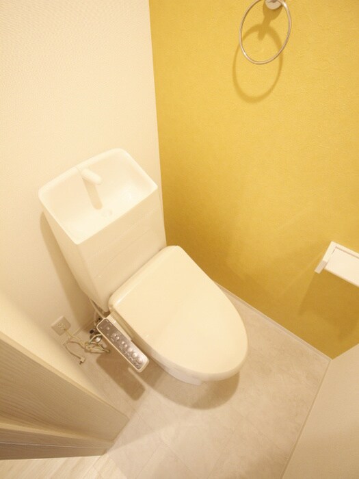 物件内観写真12　(トイレ)