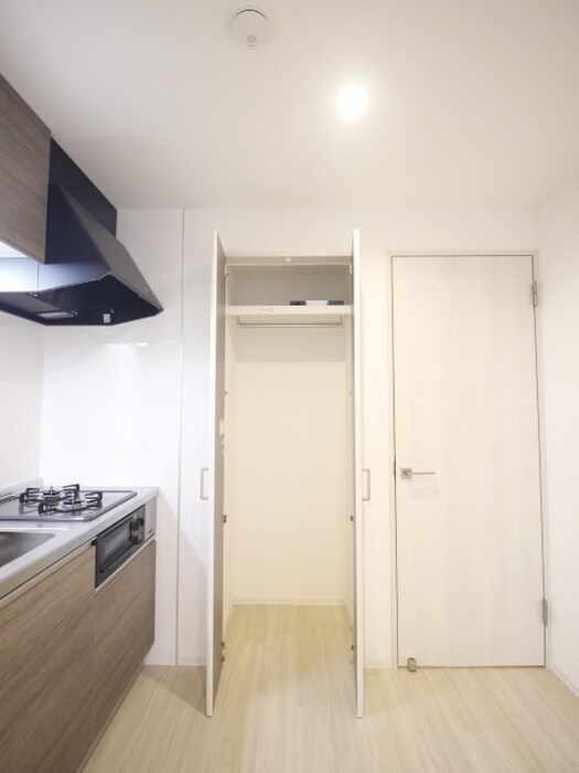 物件内観写真13　(収納)