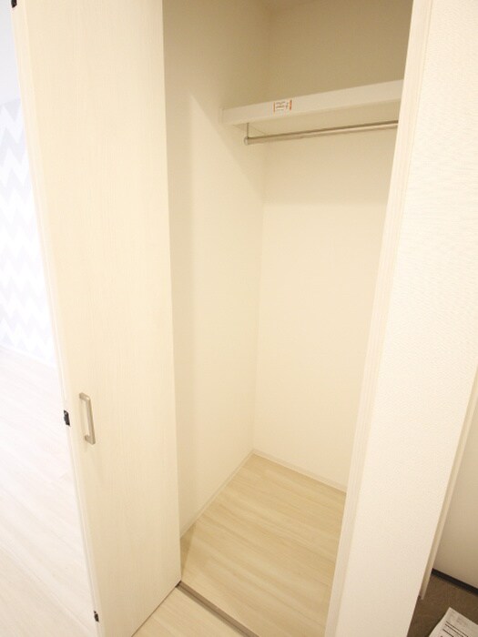 物件内観写真18　(収納)