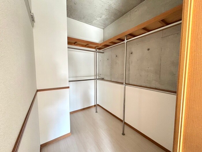 物件内観写真10　(収納)