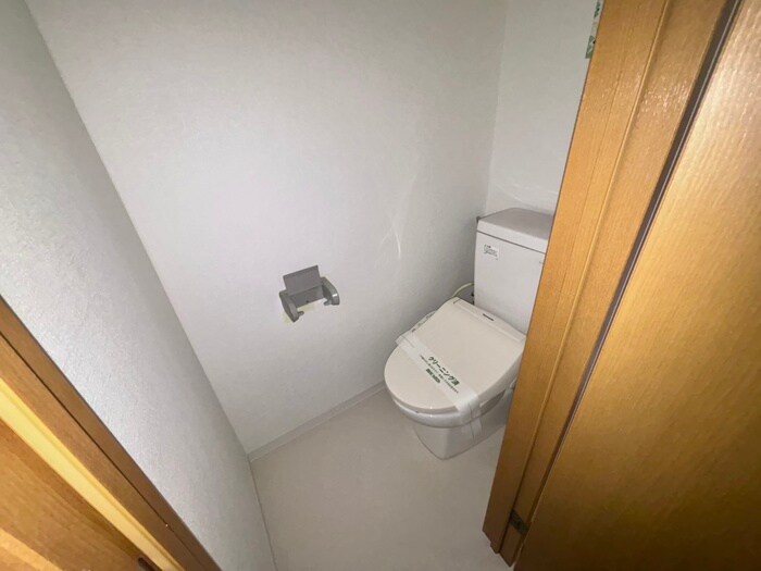物件内観写真13　(トイレ)