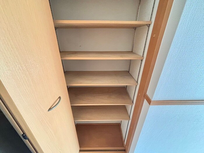 物件内観写真22　(靴箱)