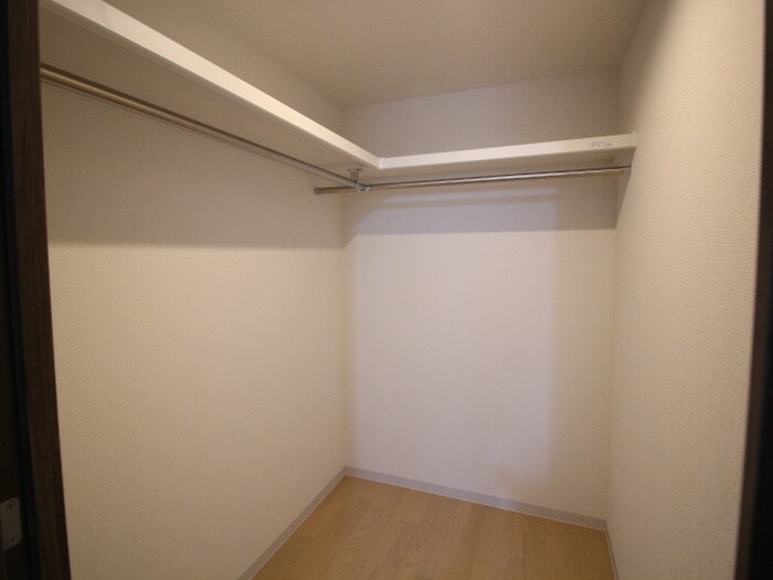 物件内観写真13　(収納)