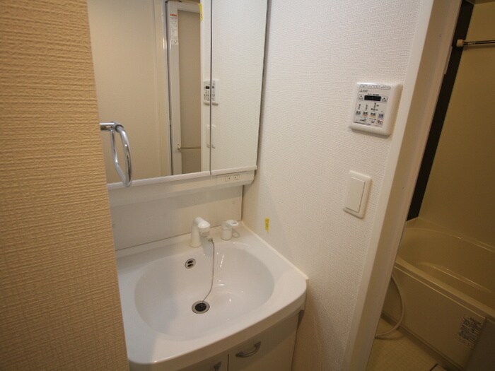 物件内観写真18　(洗面)