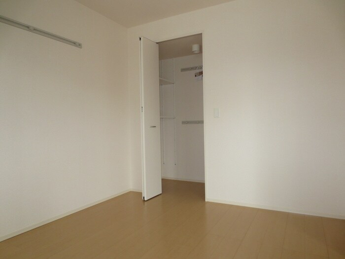 物件内観写真14　(居室)