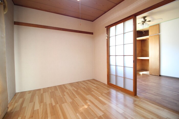 物件内観写真12　(居室)