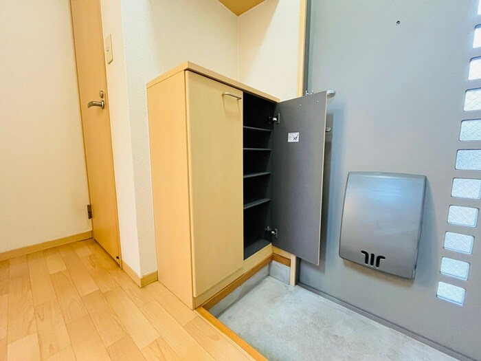 物件内観写真18　(靴箱)