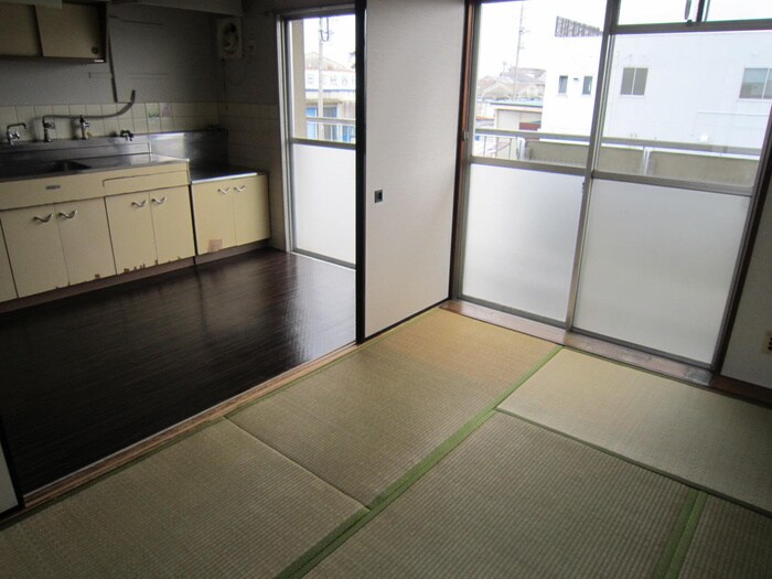 物件内観写真14　(居室)