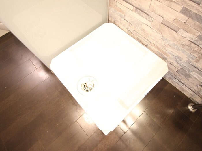 物件内観写真14　(洗濯機置場)