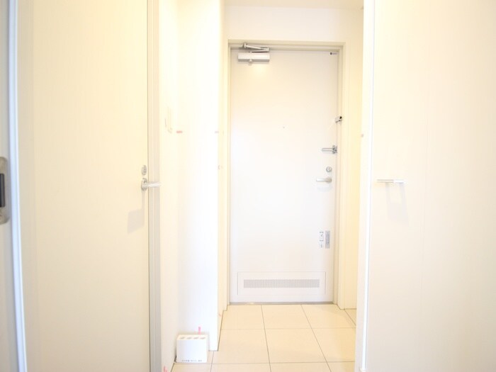 物件内観写真17　(玄関)