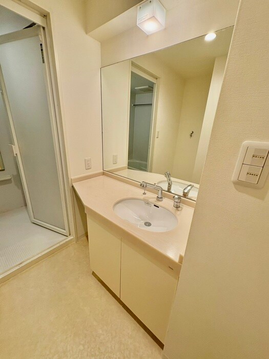 物件内観写真10　(洗面)