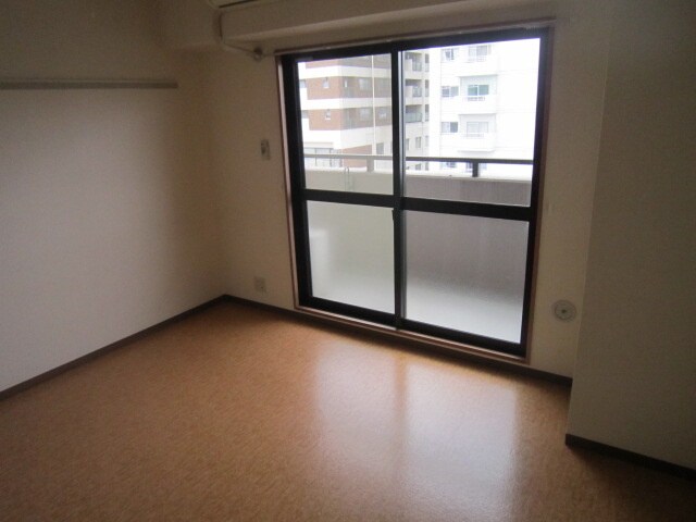 物件内観写真12　(居室)