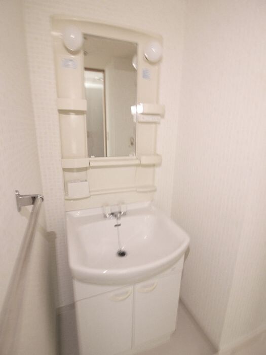 物件内観写真12　(洗面)