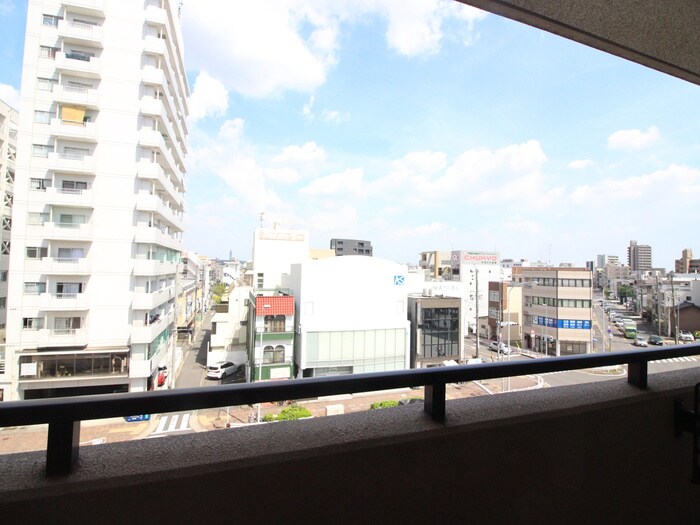 物件内観写真22　(室内からの展望)