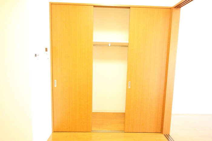物件内観写真12　(収納)