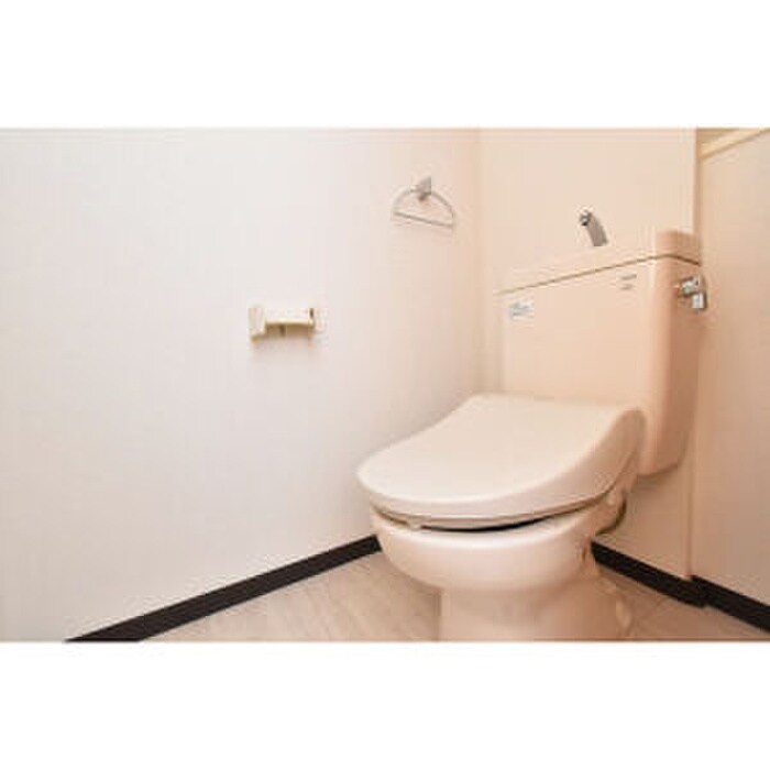 物件内観写真13　(トイレ)