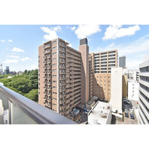 物件内観写真16　(室内からの展望)