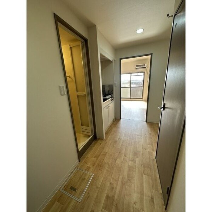 物件内観写真10　(廊下)