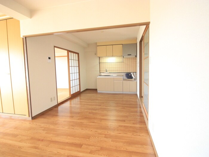 物件内観写真7　(居室)