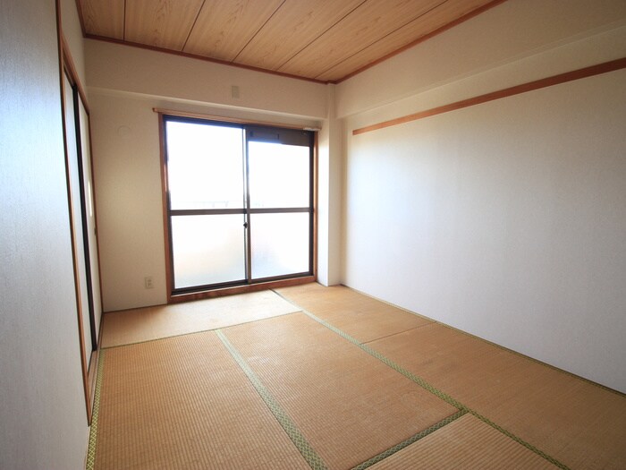 物件内観写真9　(居室)