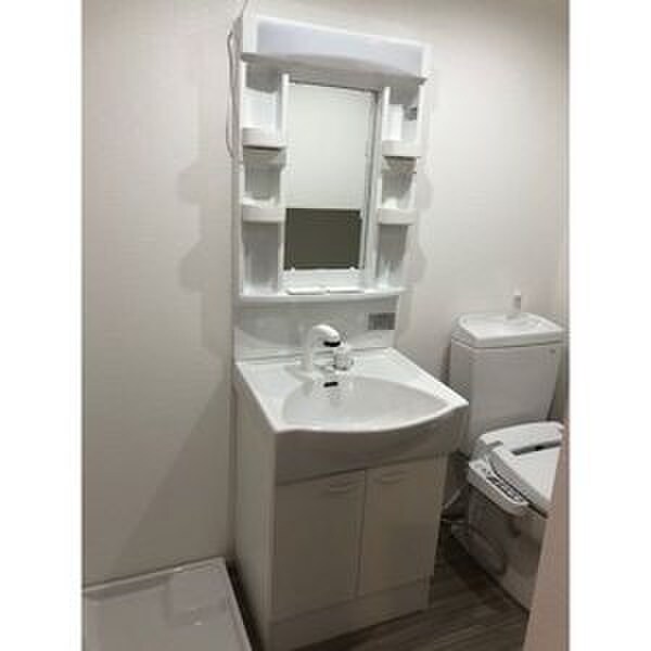 物件内観写真6　(洗面)