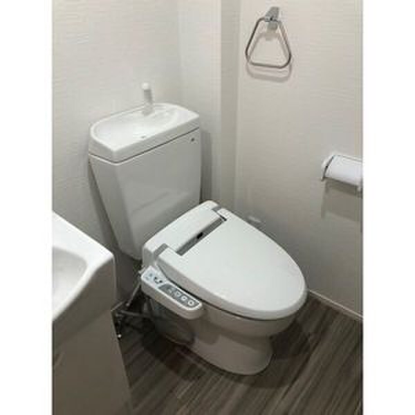 物件内観写真7　(トイレ)